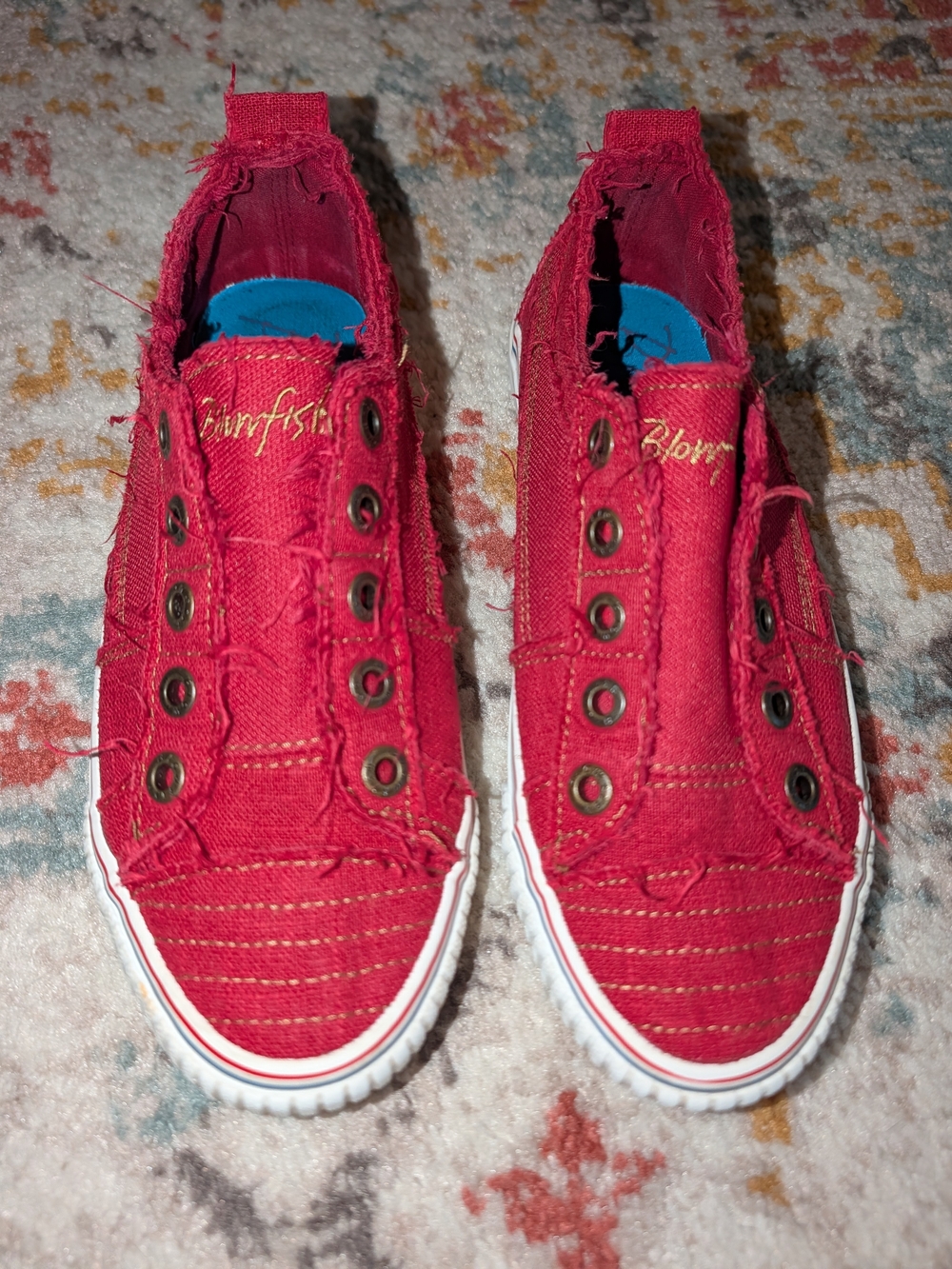 Blowfish Women's 8.5 Red Slip-On Canvas Casual Sneakers